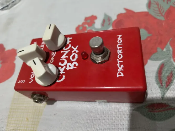 pedal crunch box