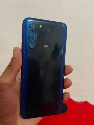 Vendo Motorola One Fusion
