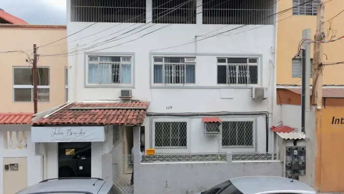 ALUGA-SE