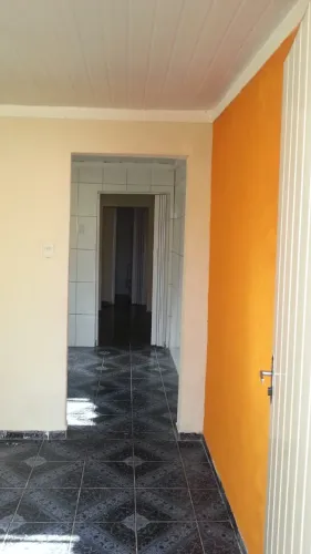 Casa 3 Cômodos - Estação São Lucas Metrô c/ garagem