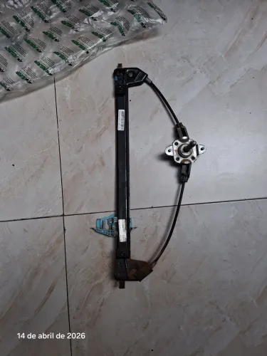 Máquina de vidro  dianteiro original  uno vivace 2015