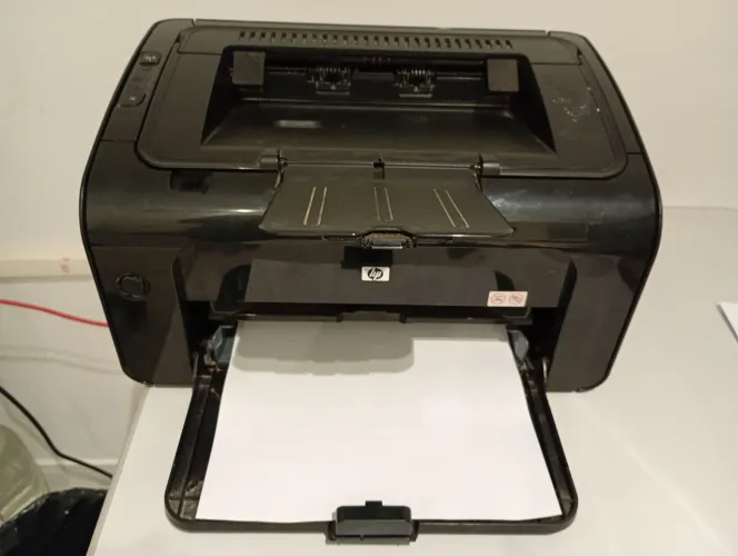 Impressora HP LaserJet P1102w, Laser Monocromática e Toner
