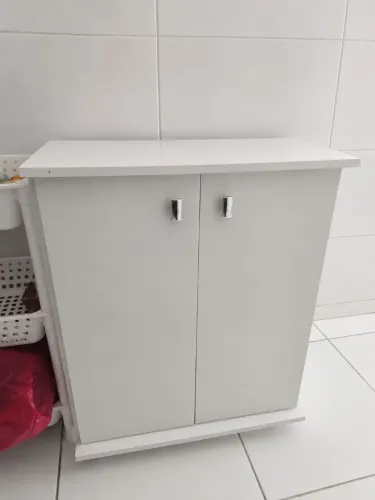 Vende-se armário multiuso