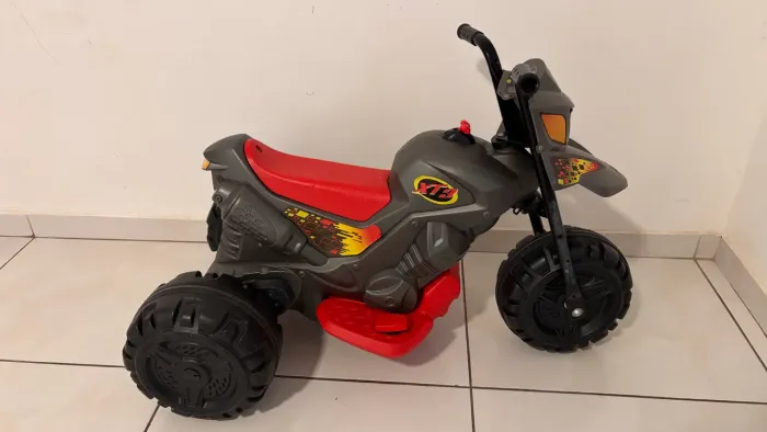 Moto Eletrica Bandeirantes