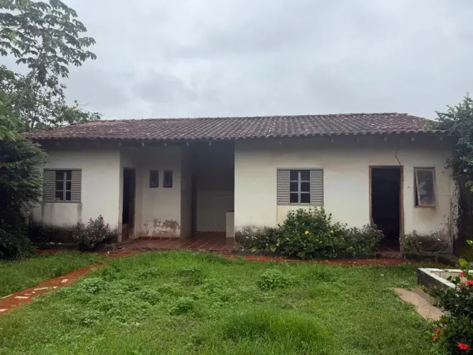 casa Térrea com  para venda com 210 metros quadrados com 5 quartos em Três Marias - Porto 
