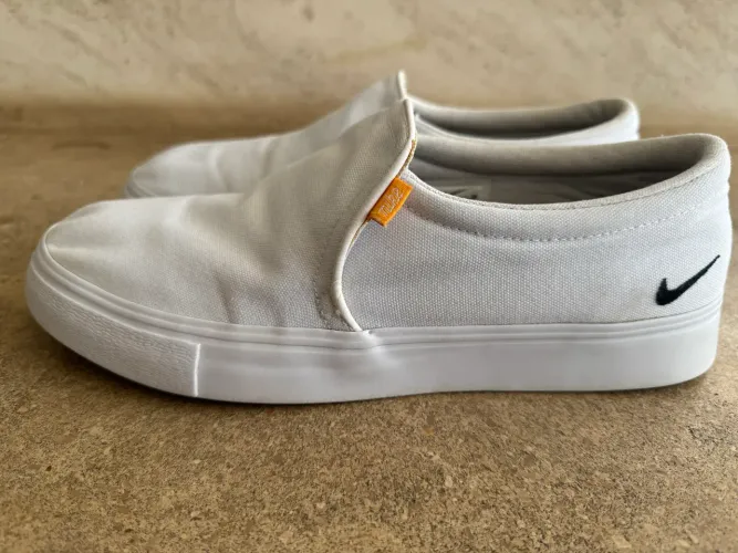 Tênis Nike Slip-on