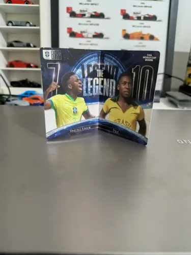 Cards LEGEND KAYOU PANINI PELÉ & VINÍCIUS JR