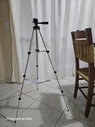 Tripé para câmera