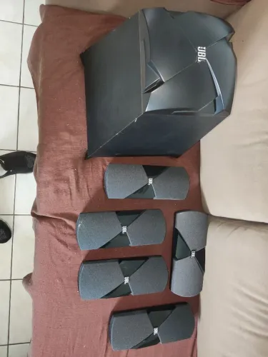 Caixas JBL 5.1para home theater ou reciver