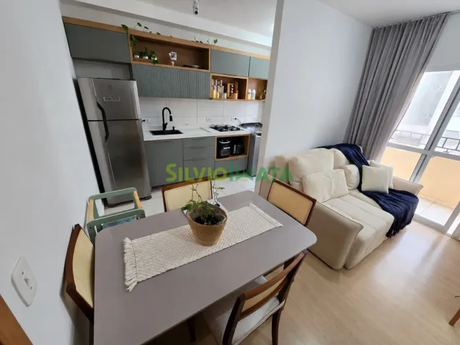 Apartamento Mobiliado à Venda no Residencial Maraú - Maringá/PR