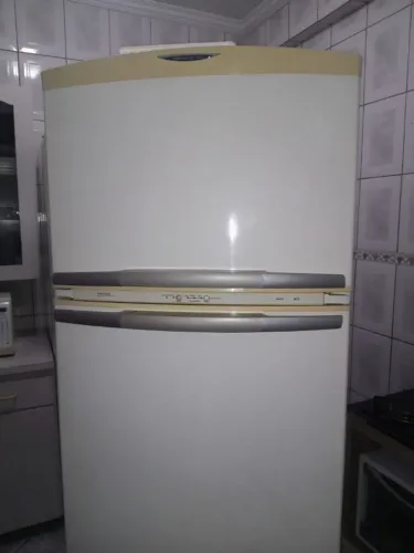 GELADEIRA BRASTEMP FROST FREE