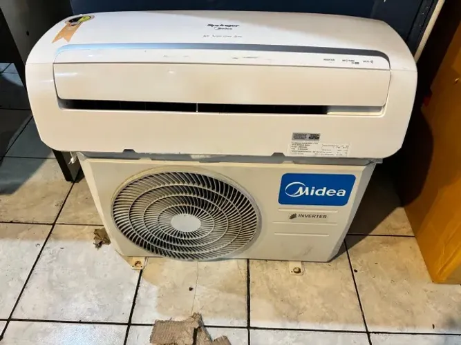 Ar Condicionado split Hi Wall Inverter Springer Midea 9.000 Btu só frio, 220v