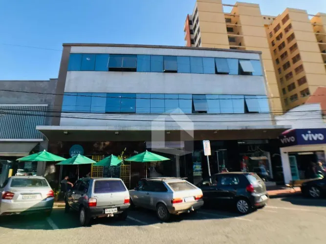 Sala para alugar, 43 m² por R$ 1.816,00/mês - Centro - Poços de Caldas/MG