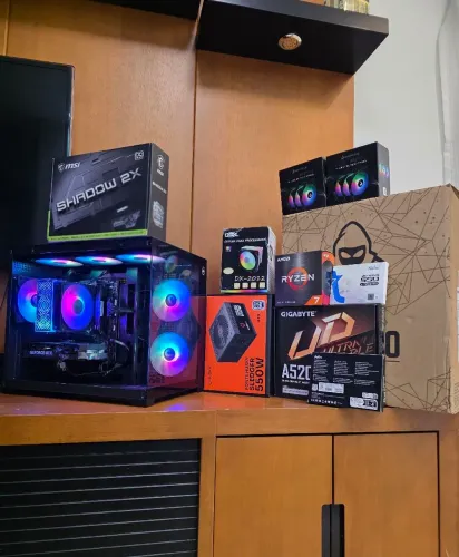 PC GAMER NOVO RTX 5050 - 16GB - RYZEN 7 5700X - 1TB | ACT PS5 C/VOLTA