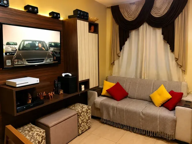 CASA À VENDA NO COND. PARQUE DOS SONHOS  2 DORMS E MÓVEIS PLANEJADOS