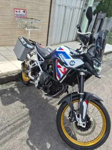 BMW F 900 GS Trophy 24/25 - Apenas 5.299 km!
