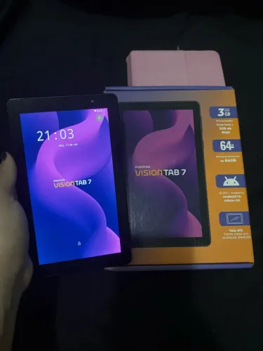 Tablet Positivo com capa