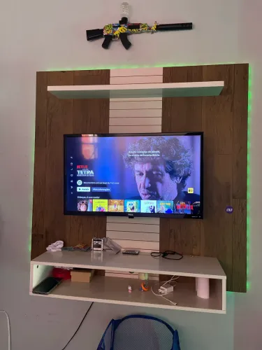 TV SMART 32 E PAINEL SEMINOVO