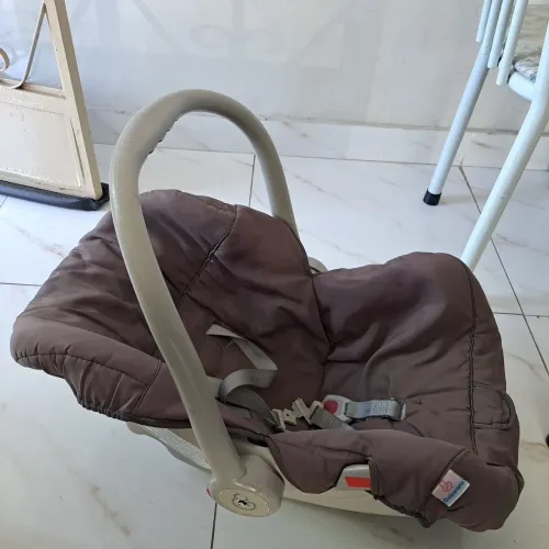 Bebê conforto