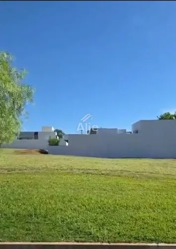 VENDE-SE Lote em condomínio NO VERANA PARQUE ALVORADA - MARÍLIA/SP