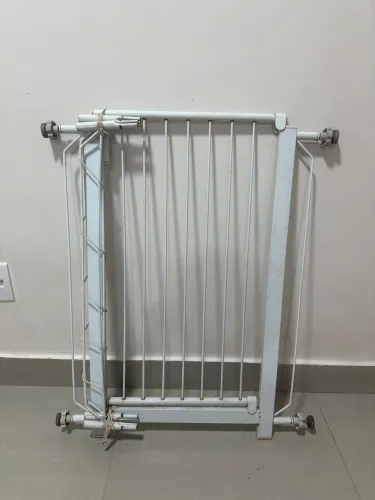 Grade de proteção com portão