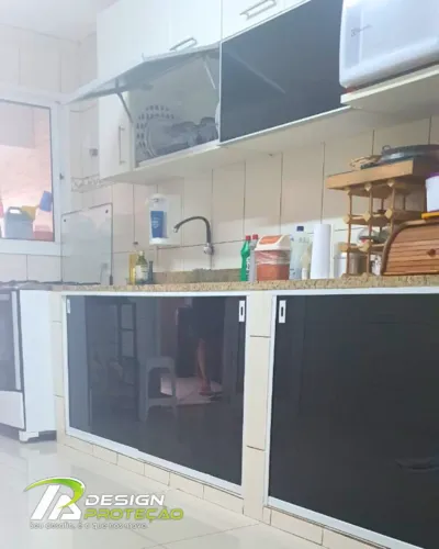 Fechamento de pia - porta para abrigo de pia - porta de vidro
