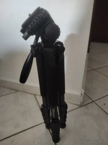 Tripé profissional 
