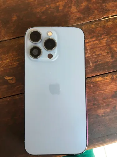 V/T iPhone 13 Pro