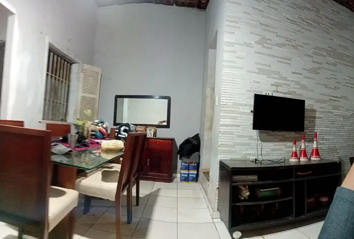 Kitnet pra 2 pessoas - 3 cômodos 350 reais