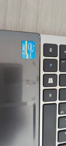 Notebook Acer Core i7, 16 GB RAM, SSD + HD - pronto para uso