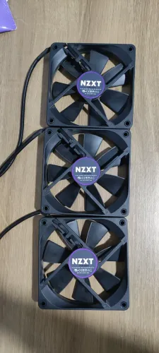 3 fans nzxt 120 RF-AP120-FP