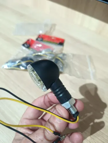 Kit de mini piscas em LED 
