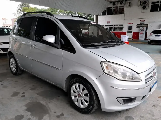 Fiat Idea Essence 1.6 Flex 16V 5P 2016