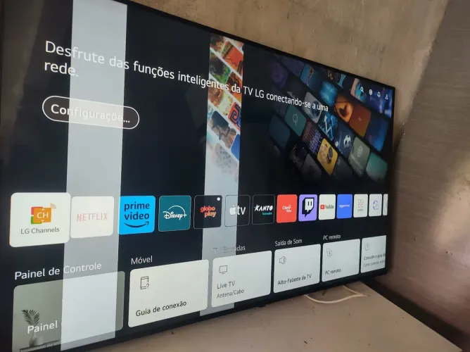 TV LG 65 polegadas avaria duas linhas