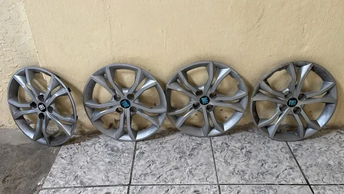 Kit completo Original calota Argo/Cronos aro 15