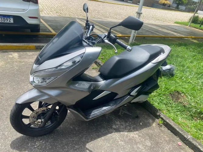 Honda PCX 150 Prata