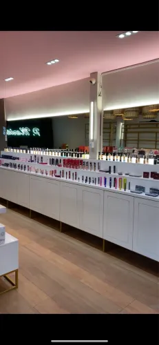 Móvel para loja de cosméticos