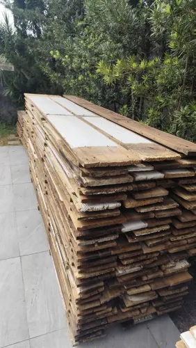 90 tábuas em madeira demolição peroba e canela