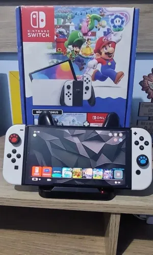 Nintendo Switch Oled 256gb Desbloqueado pela Lr Games + controle pró