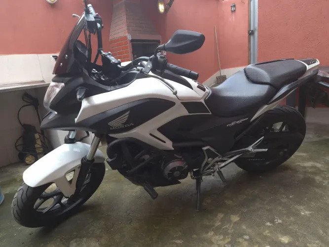 NC 700X ABS 2013 | 25.400 KM | PNEUS NOVOS | R$ 30 MIL