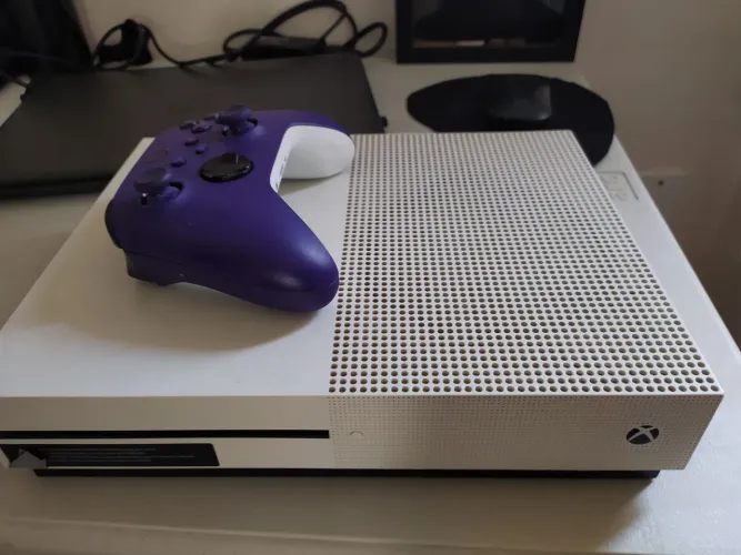 Xbox One A ( Com Caixa )