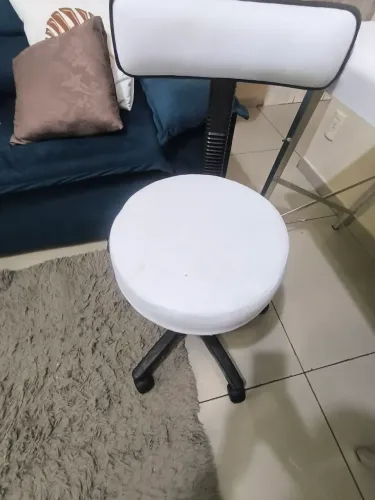 Mocho e escadinha semi novos