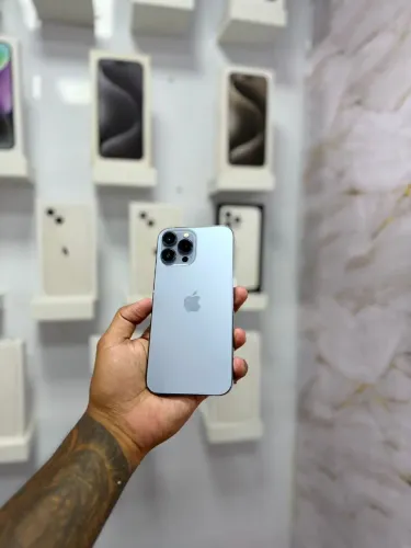 IPHONE 13 PRO MAX 256GB AZUL<br>R$ 3.550,00