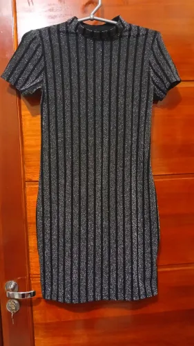 Vestido preto festa