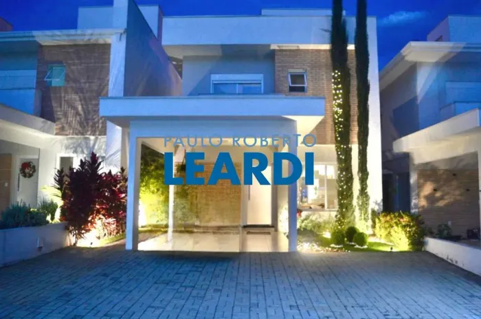 CASA EM CONDOMÍNIO - VILLA DORATA - SP
