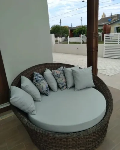 CHAISE DE FIBRA SINTÉTICA PARA VARANDA 
