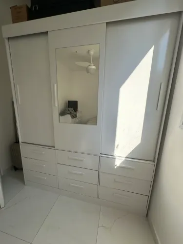 Guarda-roupa