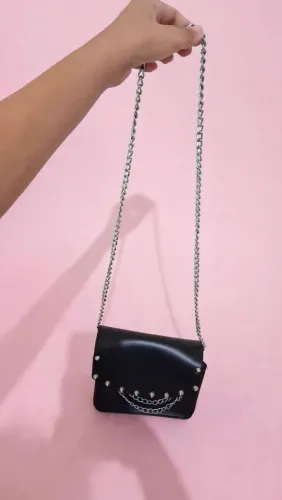 Bolsa Preta Spikes Tachas Corrente Y2K Grunge - Acompanha Alça