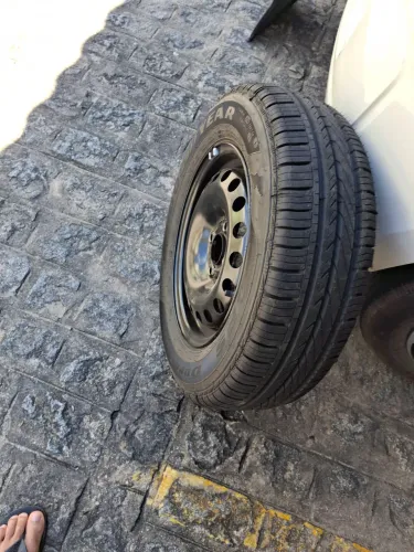 Pneu 175 70 14 Goodyear