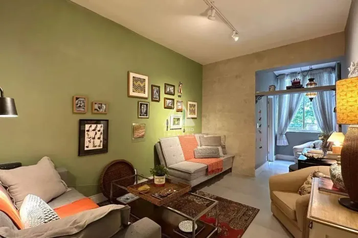 Sala 1 quarto suíte com 50m² e vaga para locação no prédio!